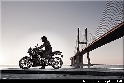 bmw_2012_k_1300_r_5.jpg