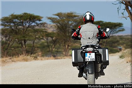 action_005_bmw_r_1200_gs_2013.jpg