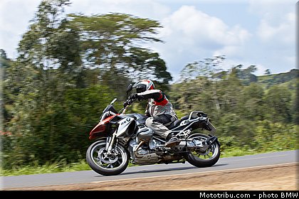 action_024_bmw_r_1200_gs_2013.jpg