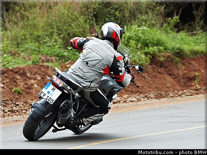 action_026_bmw_r_1200_gs_2013.jpg