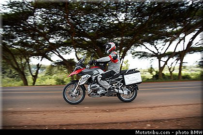 action_032_bmw_r_1200_gs_2013.jpg