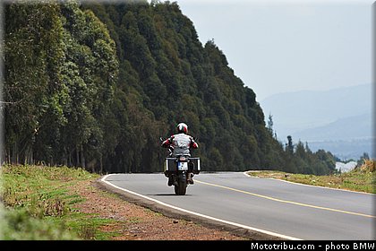 action_038_bmw_r_1200_gs_2013.jpg