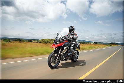 action_041_bmw_r_1200_gs_2013.jpg