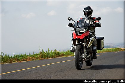 action_042_bmw_r_1200_gs_2013.jpg