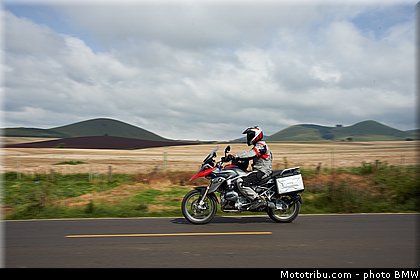 action_046_bmw_r_1200_gs_2013.jpg
