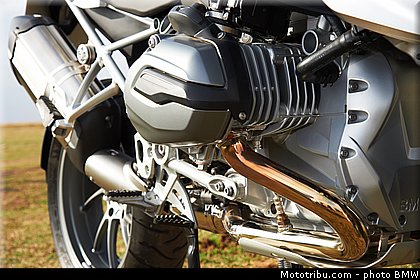 action_057_bmw_r_1200_gs_2013.jpg