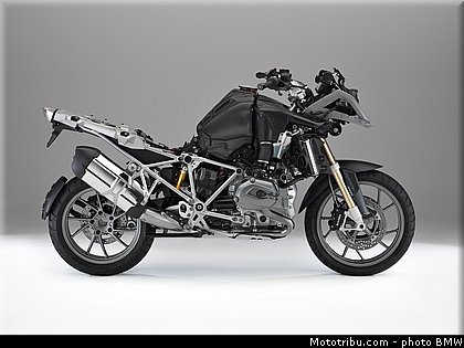 studio_048_bmw_r_1200_gs_2013.jpg