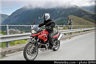 bmw_2013_f_700_gs_07.jpg