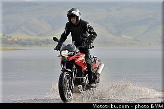 bmw_2013_f_700_gs_15.jpg