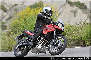 bmw_2013_f_700_gs_17.jpg