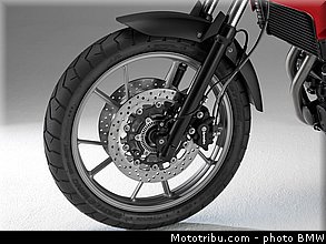 bmw_2013_f_700_gs_38.jpg
