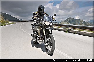 bmw_2013_f_800_gs_013.jpg