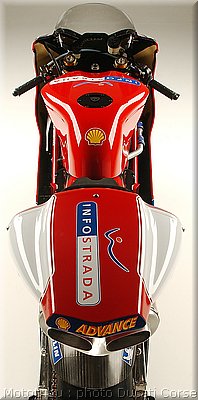 ducati-gp2-2002_4.jpg