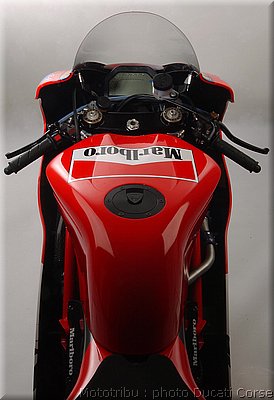 ducati-gp3-2003-5.jpg