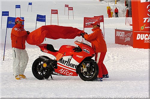 ducati_gp6_2006_028.jpg