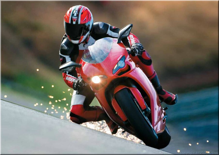 MOTO 