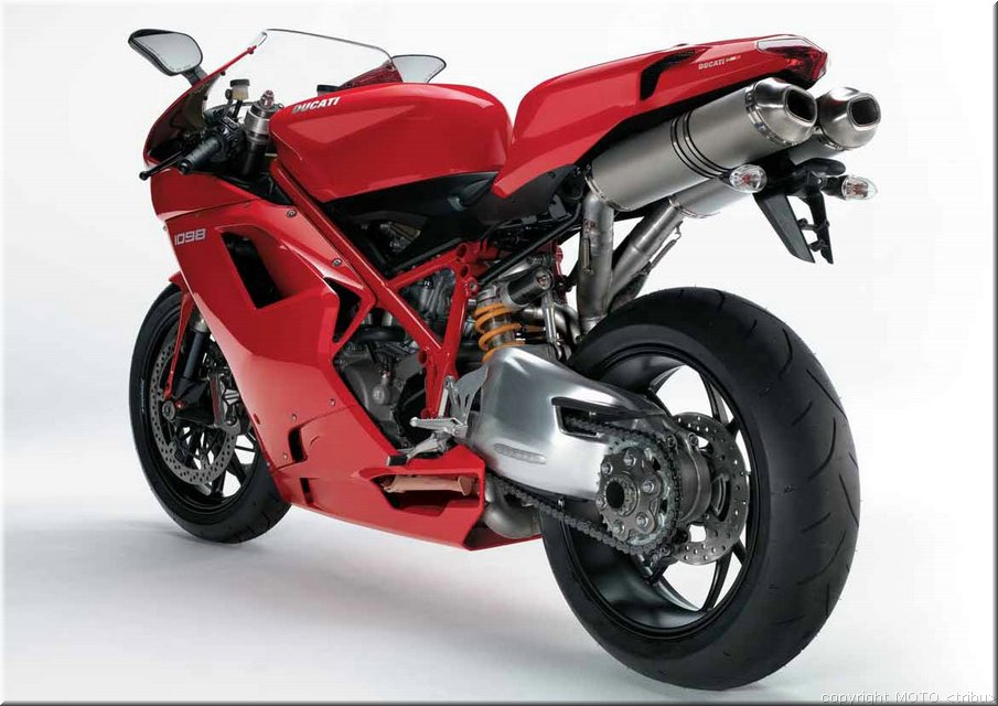 MOTO 
