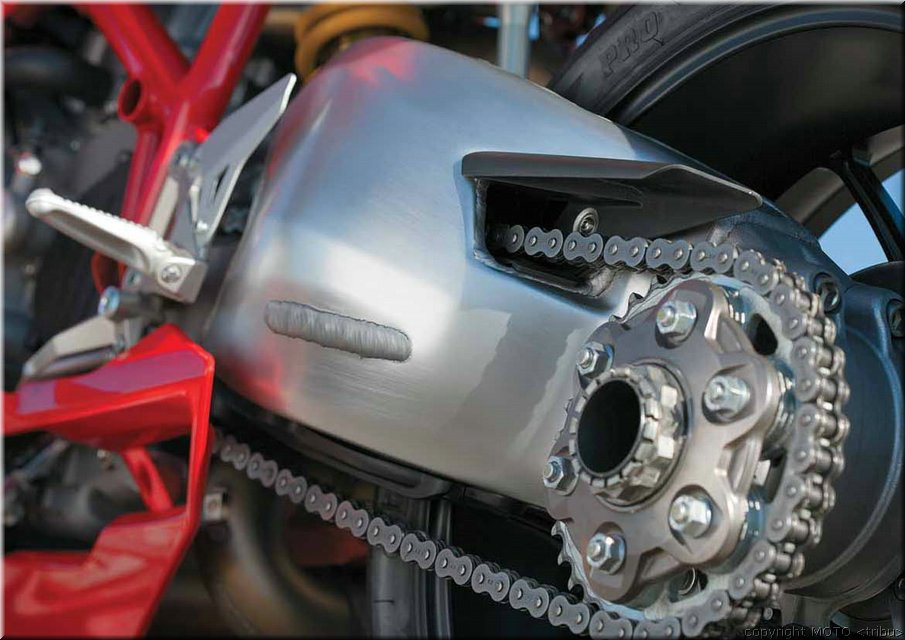 MOTO 