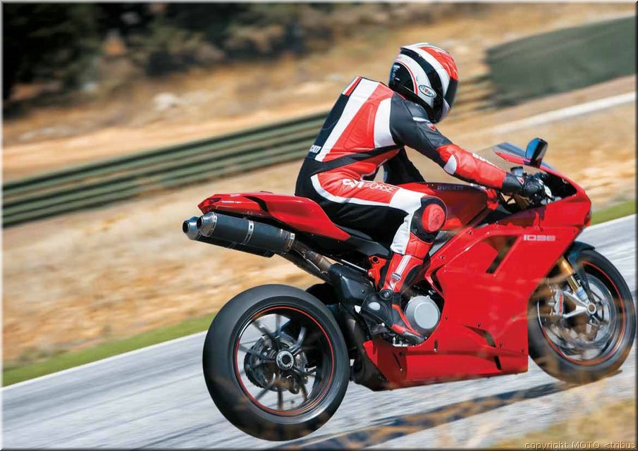 MOTO 