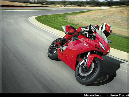 ducati_1098_2007_0004.JPG