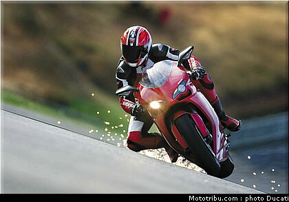 ducati_1098_2007_0010.jpg