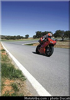 ducati_1098_2007_0018.jpg