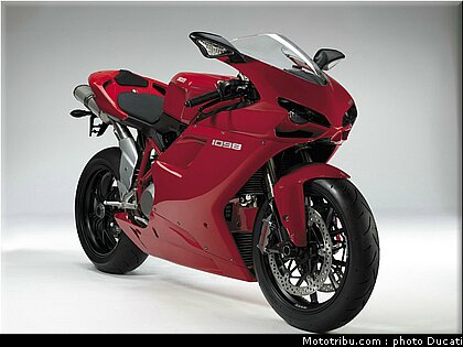ducati_1098_2007_0032.jpg