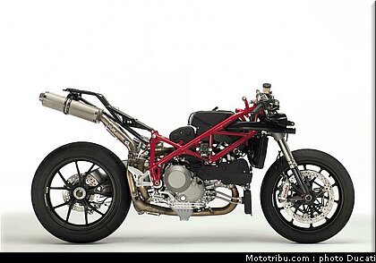 ducati_1098_2007_0063.jpg