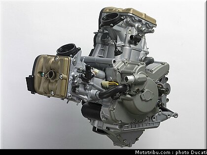 ducati_1098_2007_0072.jpg