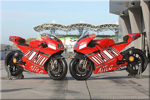 011_ducati_gp7_2007_006.jpg