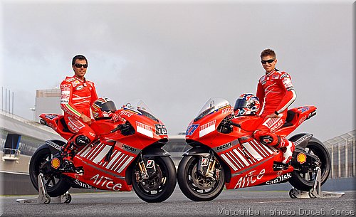 021_ducati_gp7_2007_016.jpg