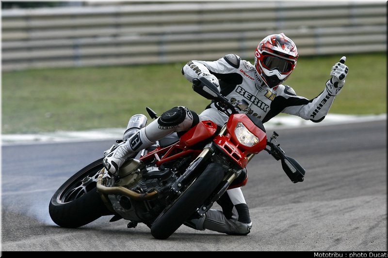 ducati_hypermotard_2007_001