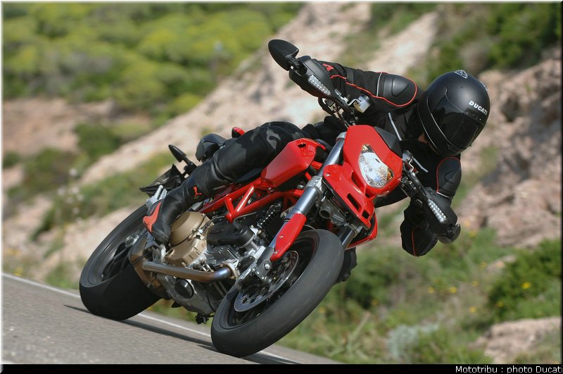 ducati_hypermotard_2007_007
