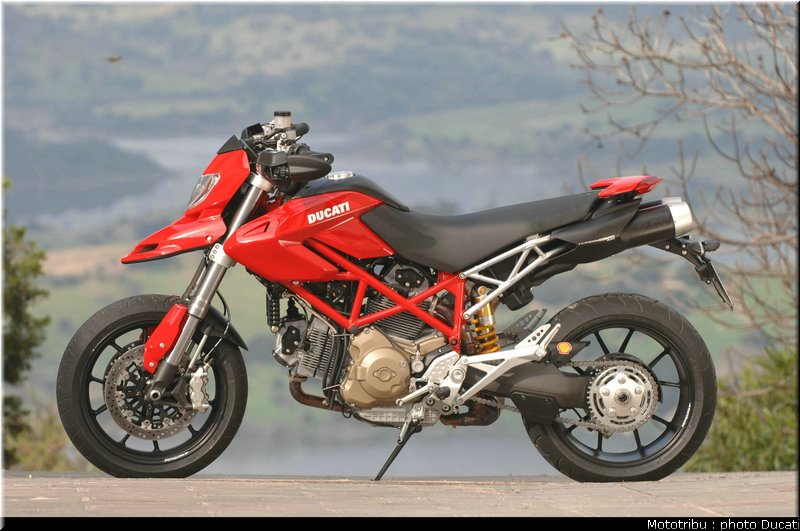 ducati_hypermotard_2007_039