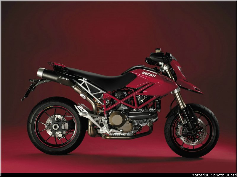 ducati_hypermotard_2007_051