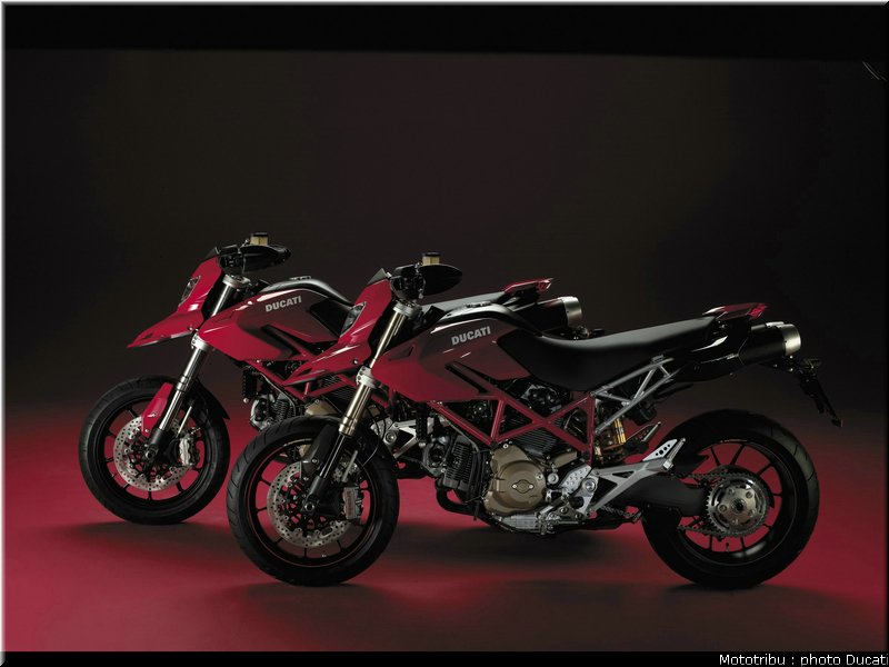 ducati_hypermotard_2007_052
