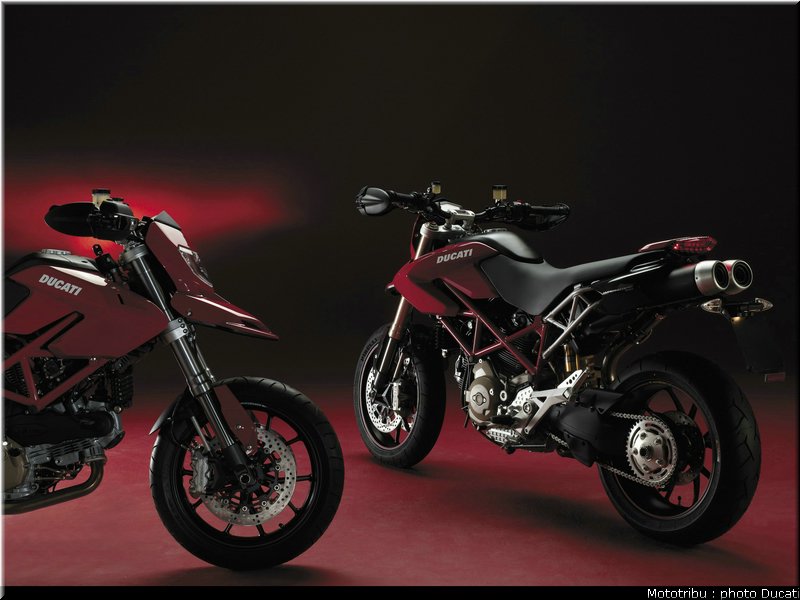 ducati_hypermotard_2007_057