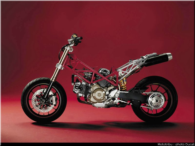 ducati_hypermotard_2007_058
