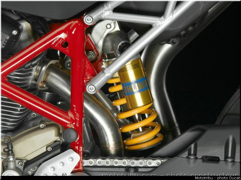 ducati_hypermotard_2007_072