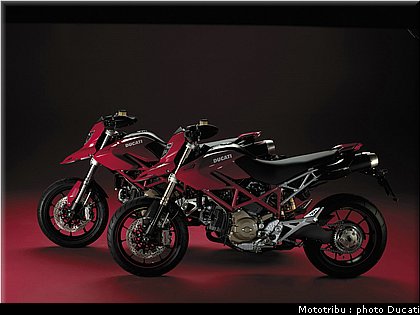ducati_hypermotard_2007_052.jpg