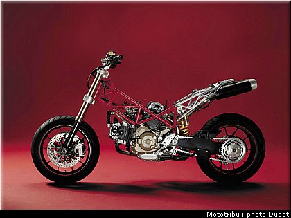 ducati_hypermotard_2007_058.jpg