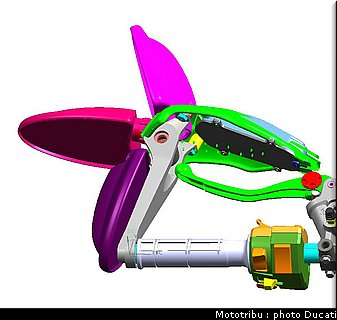 ducati_hypermotard_2007_079.jpg