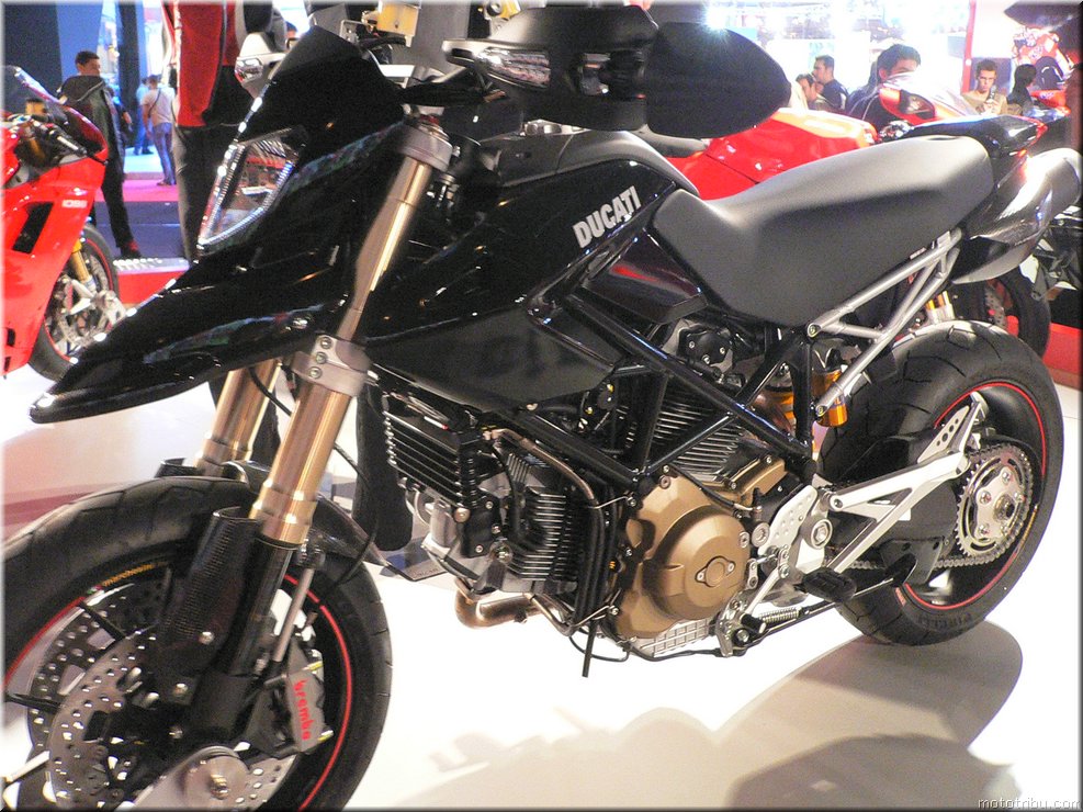 MOTO 