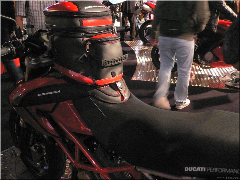 MOTO 