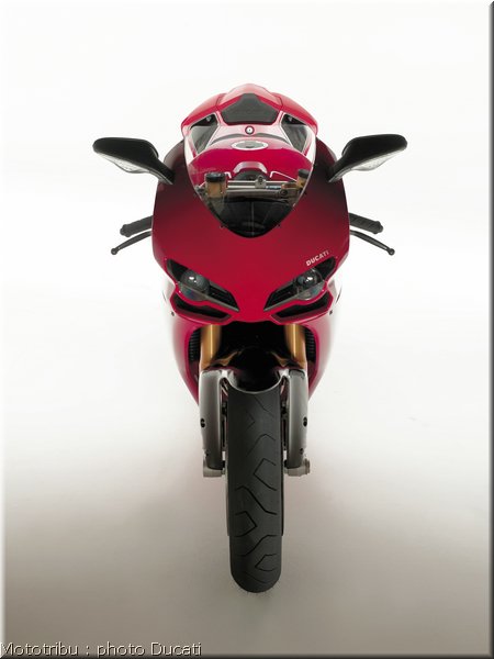 0085_ducati_1098_2008_static_049