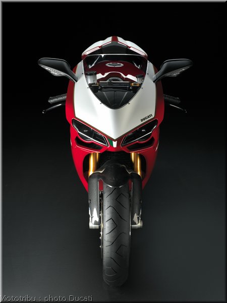 0089_ducati_1098_2008_static_053