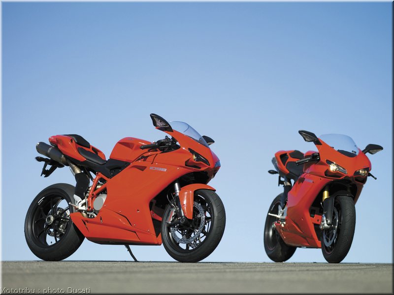 0093_ducati_1098_2008_static_057