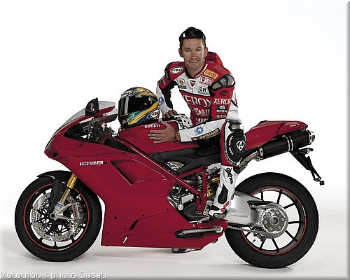 0002_ducati_1098_2008_bayliss_2.jpg