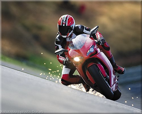0016_ducati_1098_2008_action_014.JPG