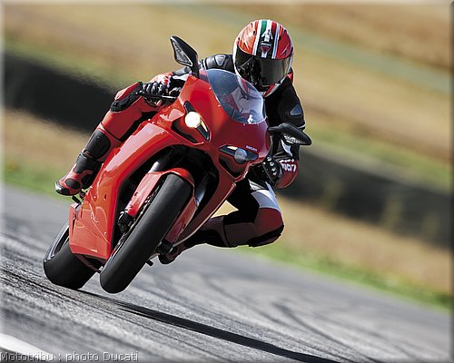 0017_ducati_1098_2008_action_015.JPG